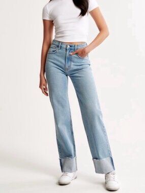 Abercrombie & Fitch 90's High Rise Relaxed Jeans